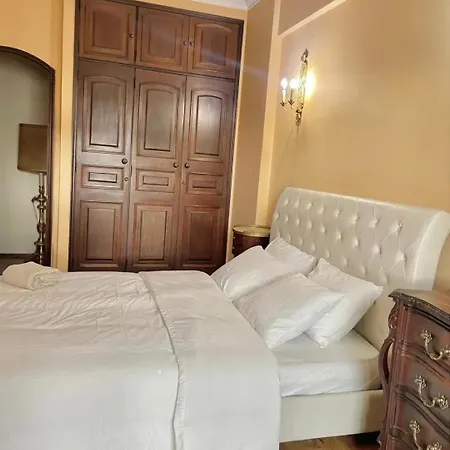 Athena'S Rooms * Корройюш